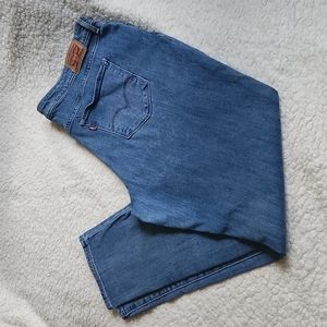 Women's Plus Levi's 711 Skinny Distressed Jeans-Worn but good condition. 20W